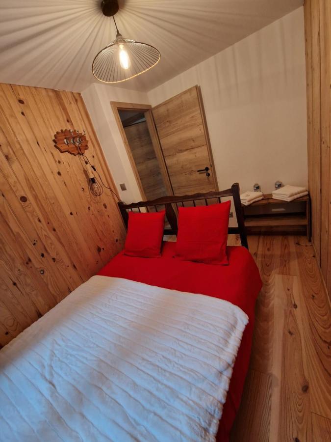 Chalet De La Foret 1 A 6 Pers Saint-Sauveur  Eksteriør bilde